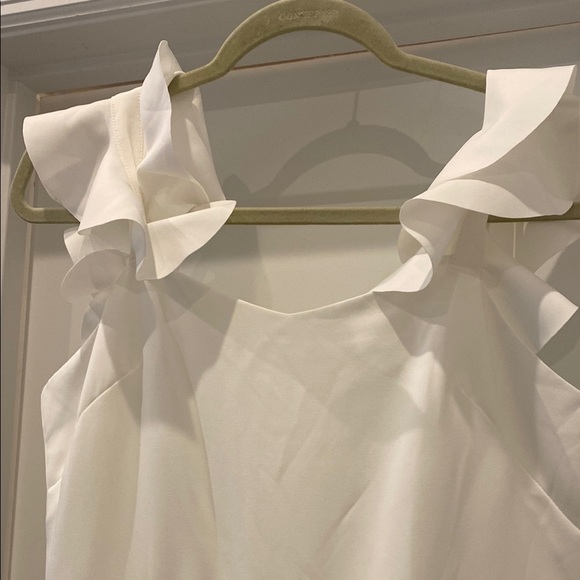 Catchall white floral dress - Picture 4 of 10